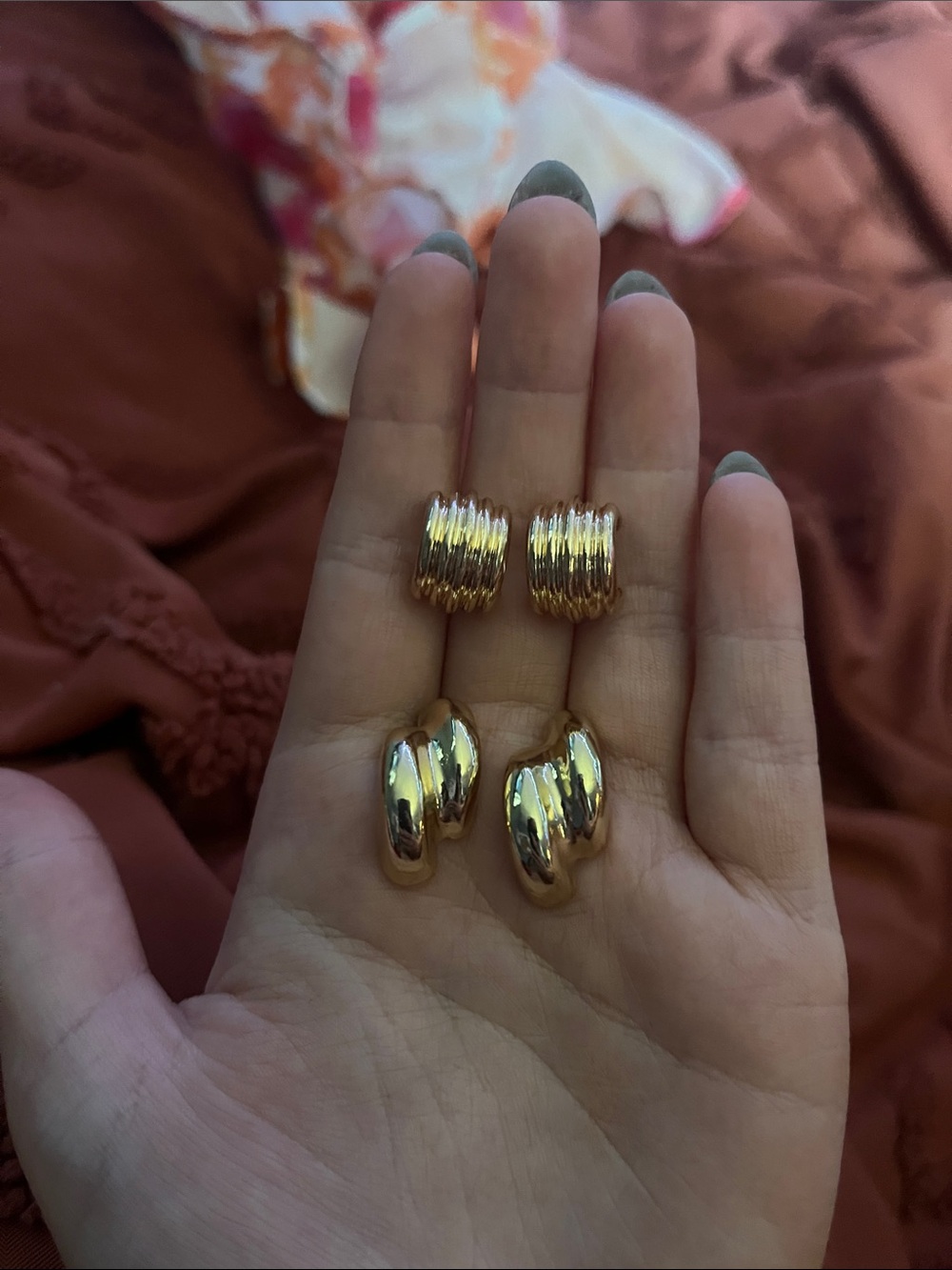 chunky gold earring set